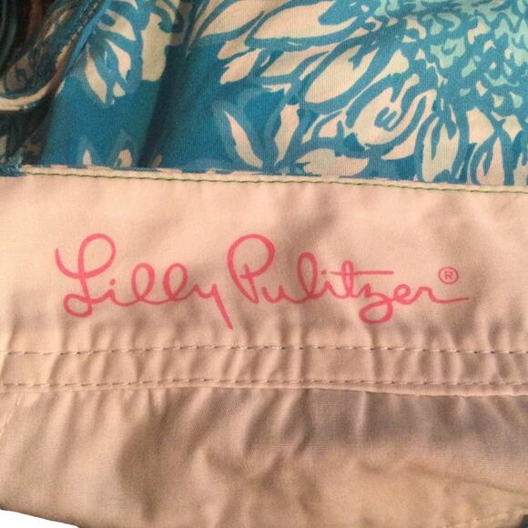 Lilly Pulitzer Callahan shorts 2 - Picture 4 of 5